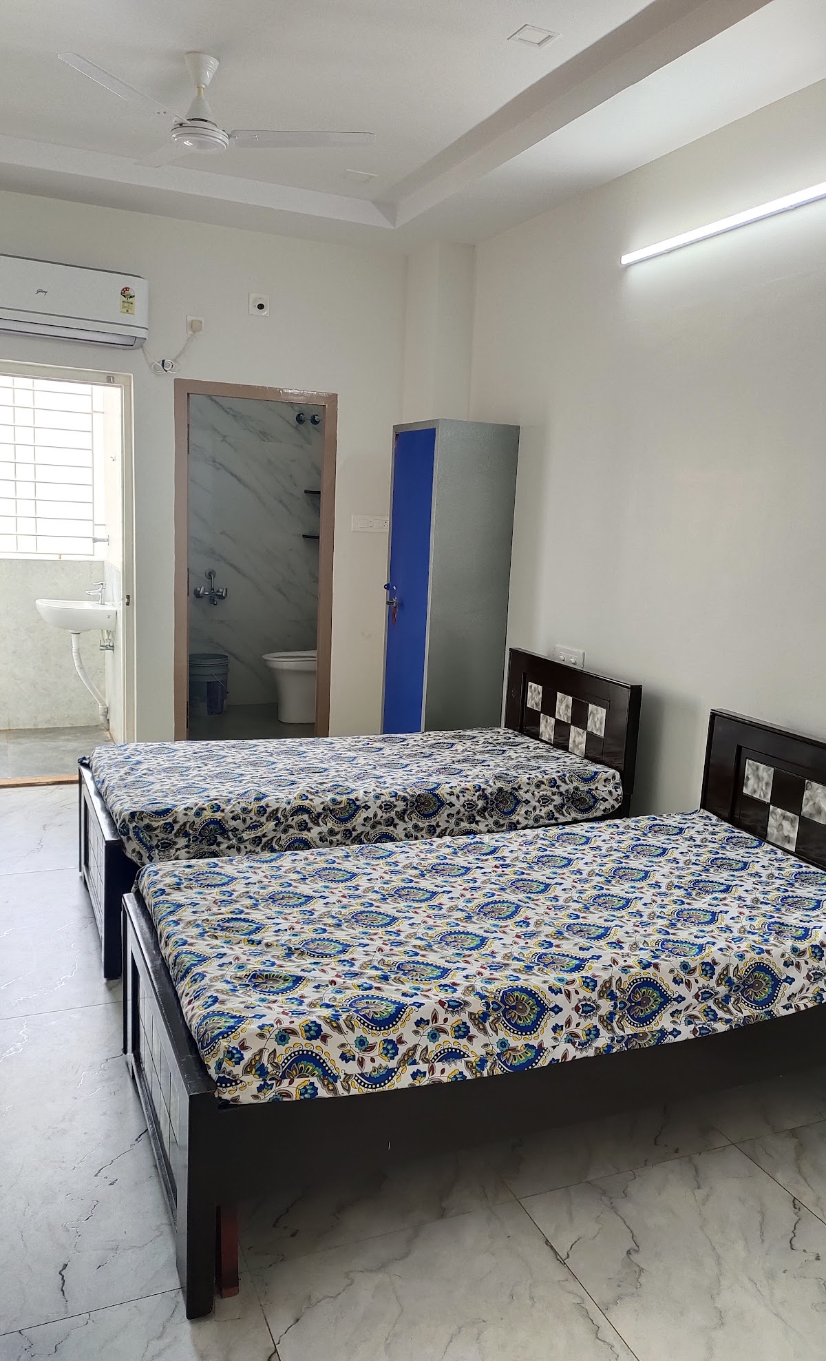 Air Conditioned Ladies Room